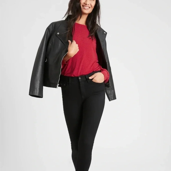 Banana Republic black print top - Picture 3 of 8